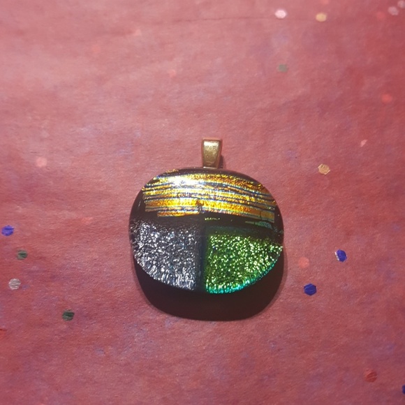 Pendant Or a charm - Picture 1 of 1